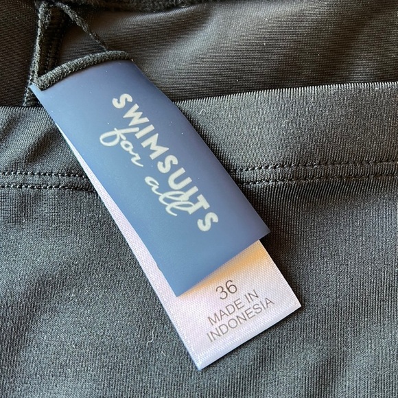 Swimsuits For All Swim Shorts-Size 36  NWOT - Picture 3 of 5